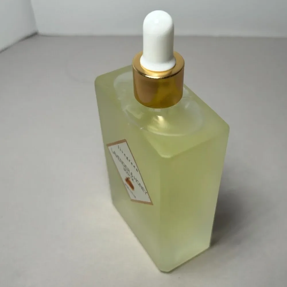 livegreen lavender & honey body oil nwot 90ML / 3‎ FL OZ  Exp: 4-10-2027